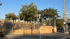 بيان: الوقف الإسلامي يُتم مشروع بناء سور مقبرة الشيخ مراد 